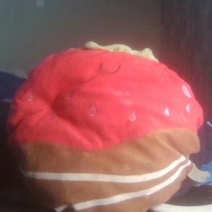 strawberry pilow